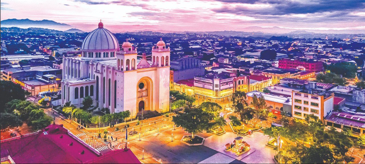 Catedral Metropolitana at dusk